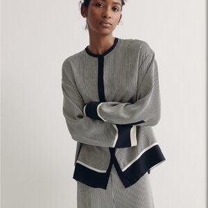 H&MStriped Black and White striped loose shirt blouse rayon linen XS band collar